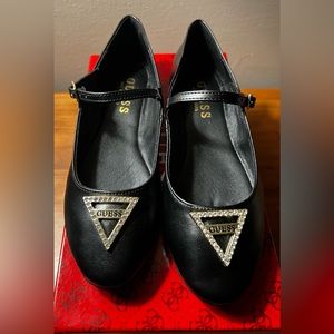 NWT Women's Guess Mary Jane Style Black Ballet Flat Shoes with Straps US Size 6